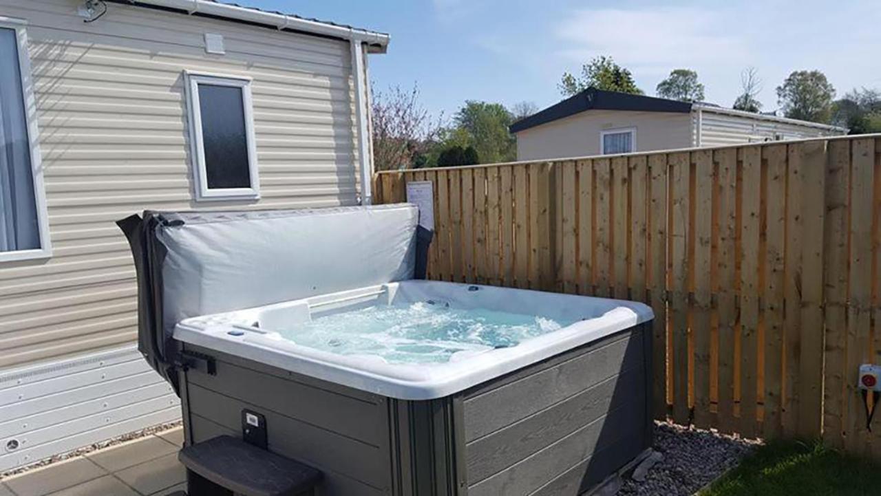 Campsie Glen Holiday Park Fintry Zimmer foto