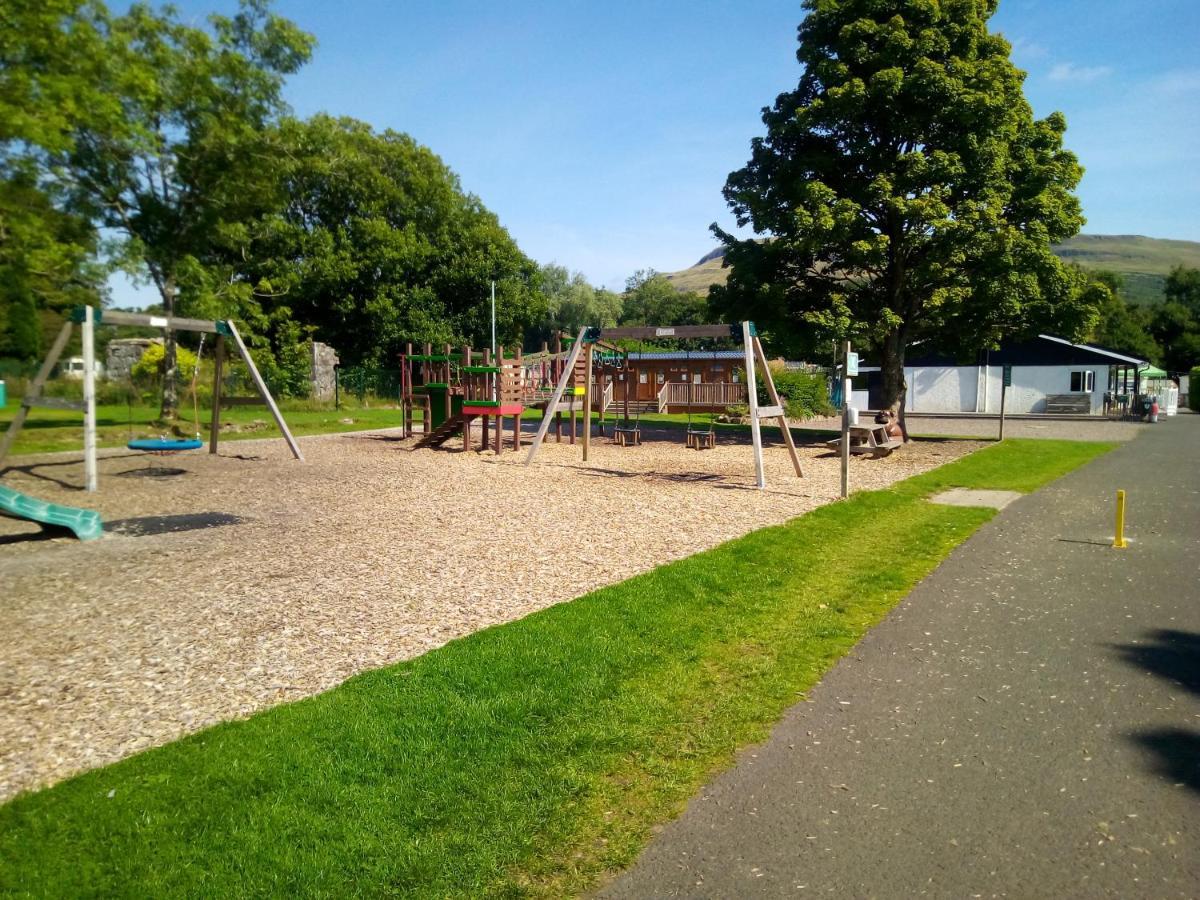 Campsie Glen Holiday Park Fintry Exterior foto