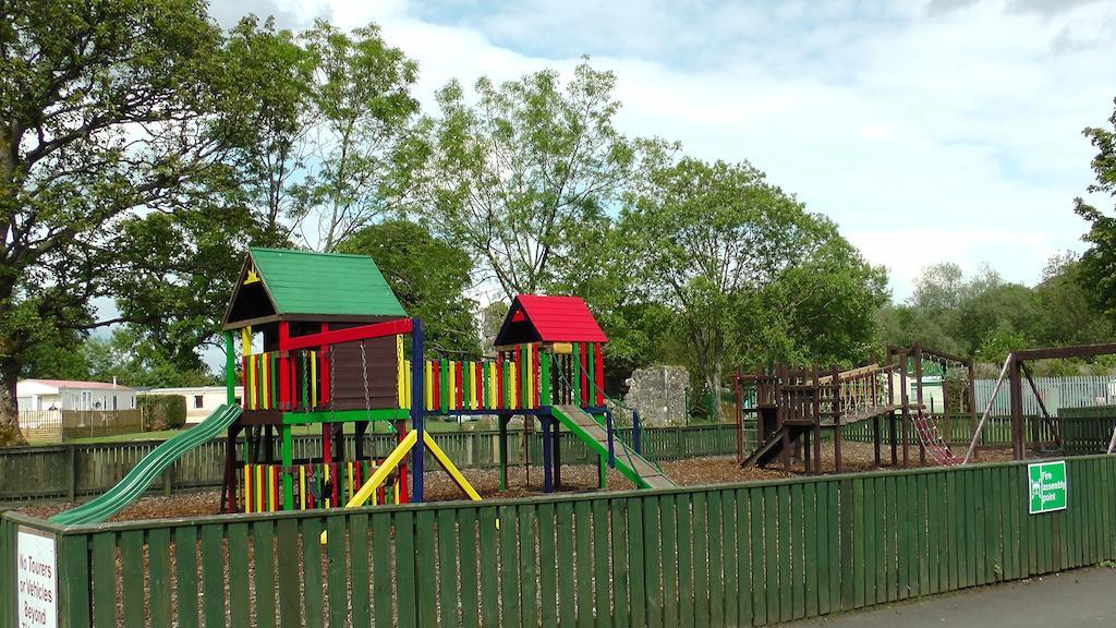 Campsie Glen Holiday Park Fintry Exterior foto